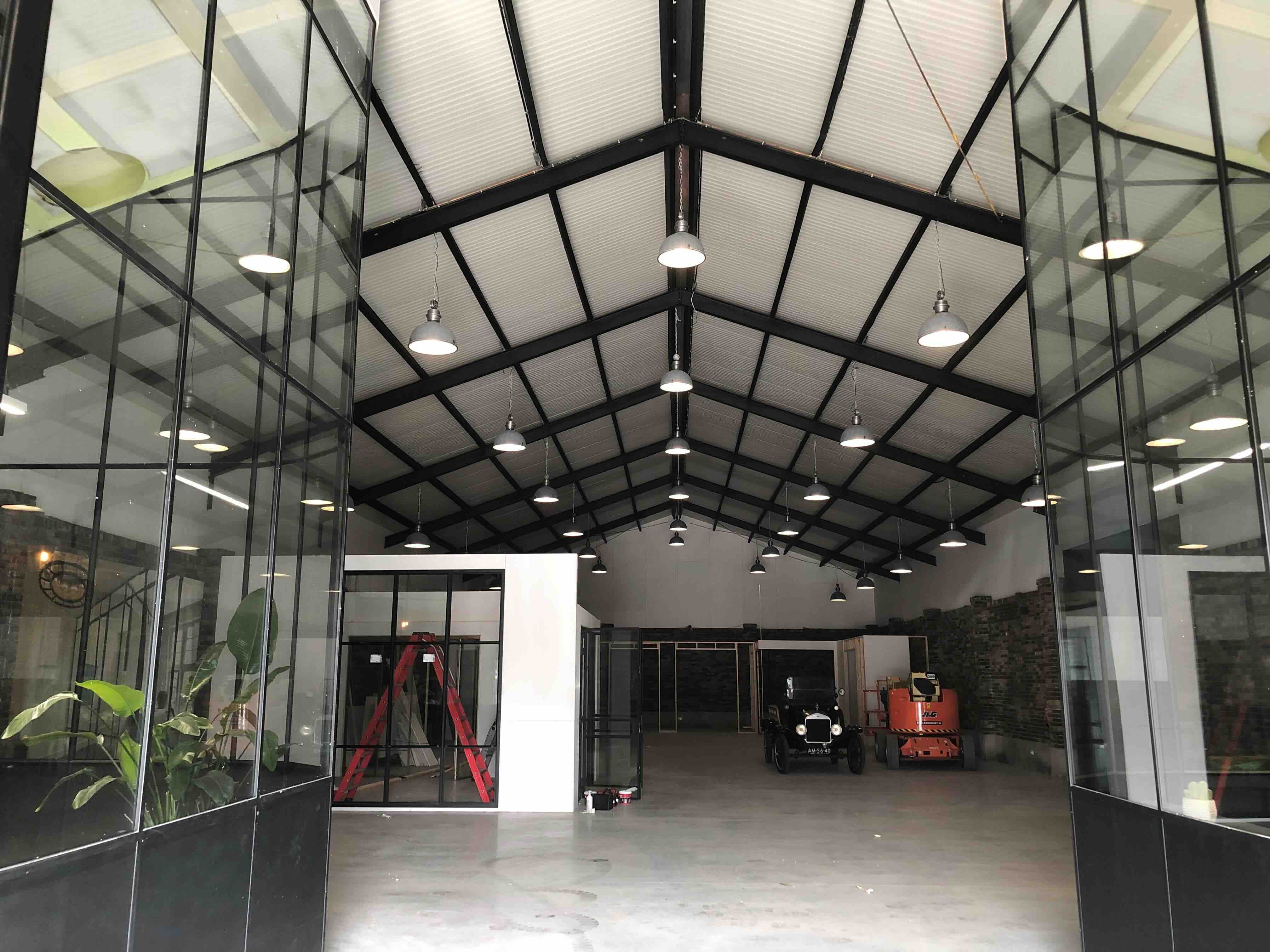 update verbouwing showroom exclusive steel